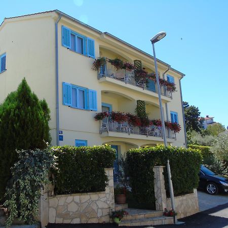 Apartment Karla Пореч Екстериор снимка