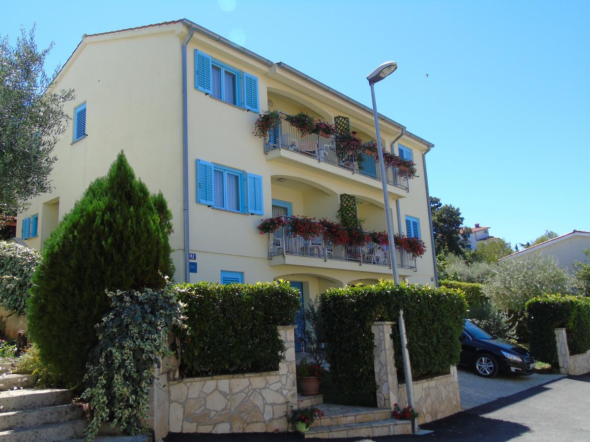 Apartment Karla Пореч Екстериор снимка